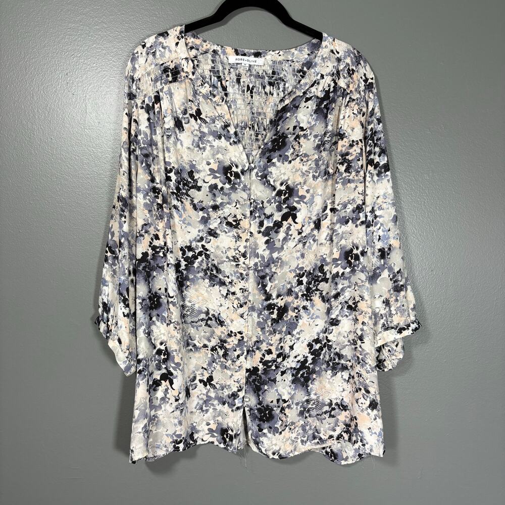 Rose + Olive White & Black Abstract Smocked Boho Top - 1X - Women's Plus Size